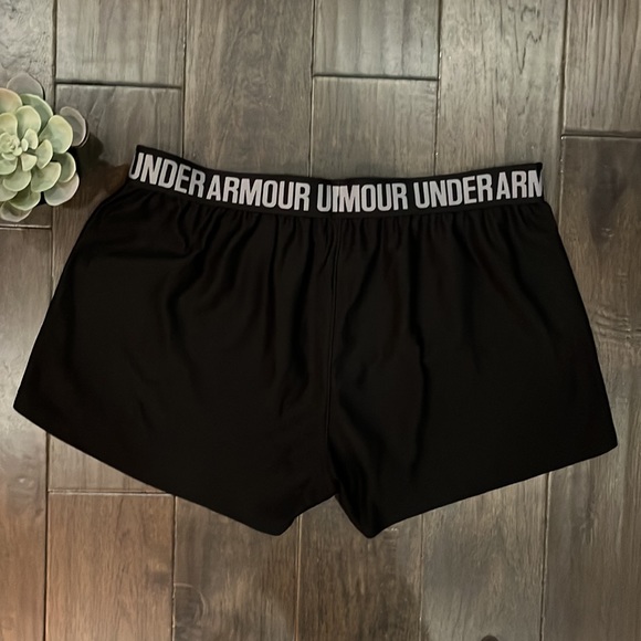 🌸 3/$25 Under Armour | Athletic Shorts - Picture 4 of 7